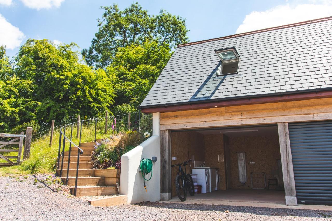 The Roost - A Bird's Eye View In The Countryside