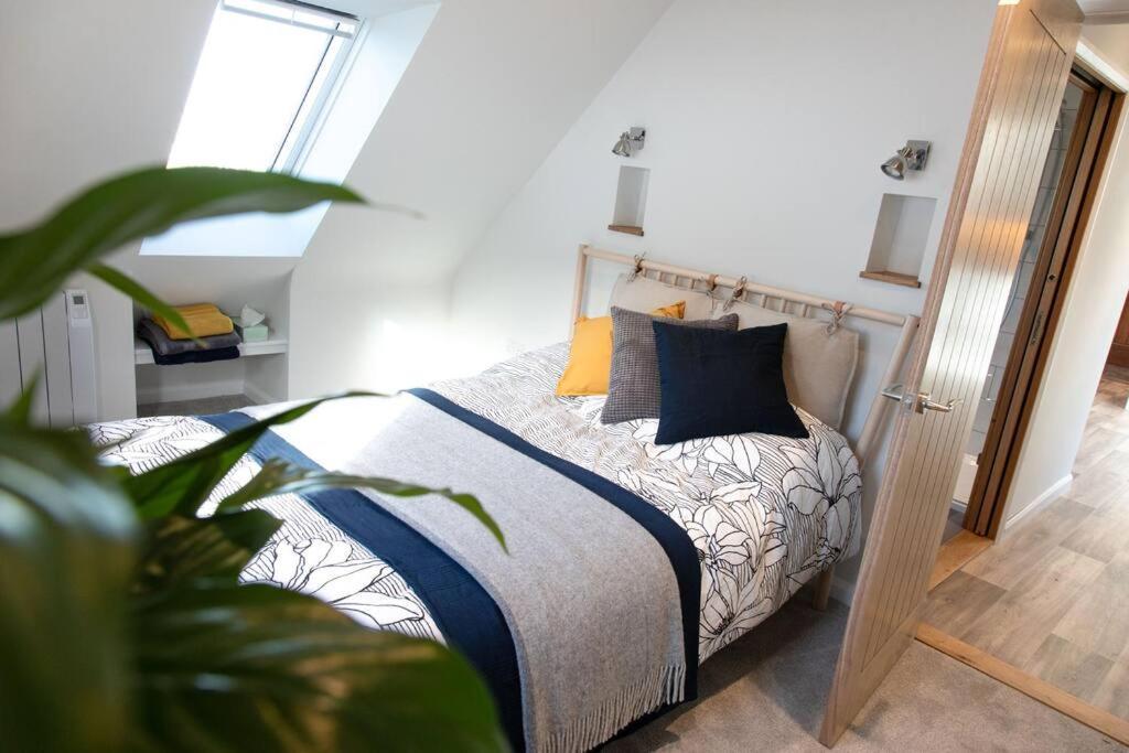 Apartment The Roost - A Bird's Eye View In The Countryside *