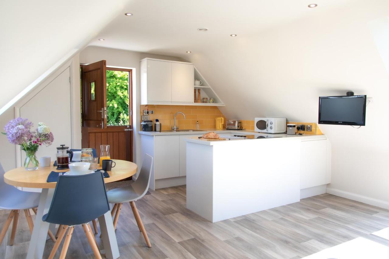 The Roost - A Bird's Eye View In The Countryside *